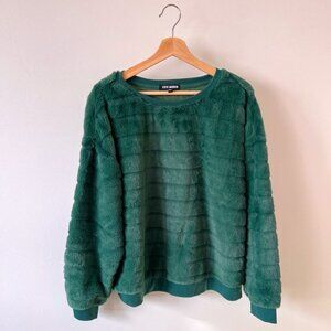 Steve Madden Soft, Green Sweater-like top XXL
